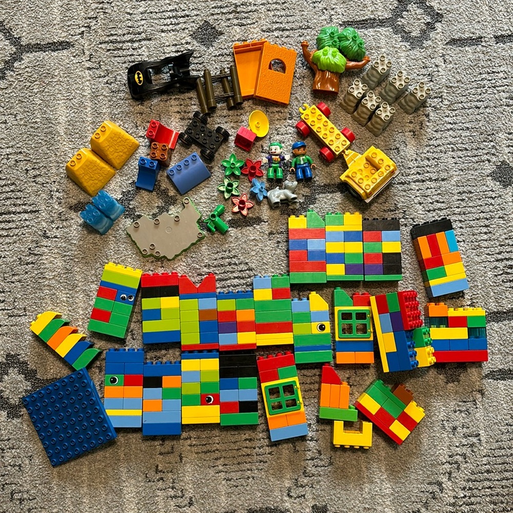 Over 200 pieces Lego Duplo & Mega Bloks